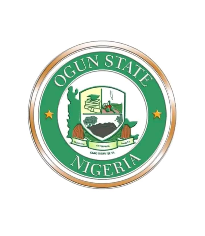 Ogun State Bans Extravagant Graduation Ceremonies, Implements Six-Year Textbook Policy